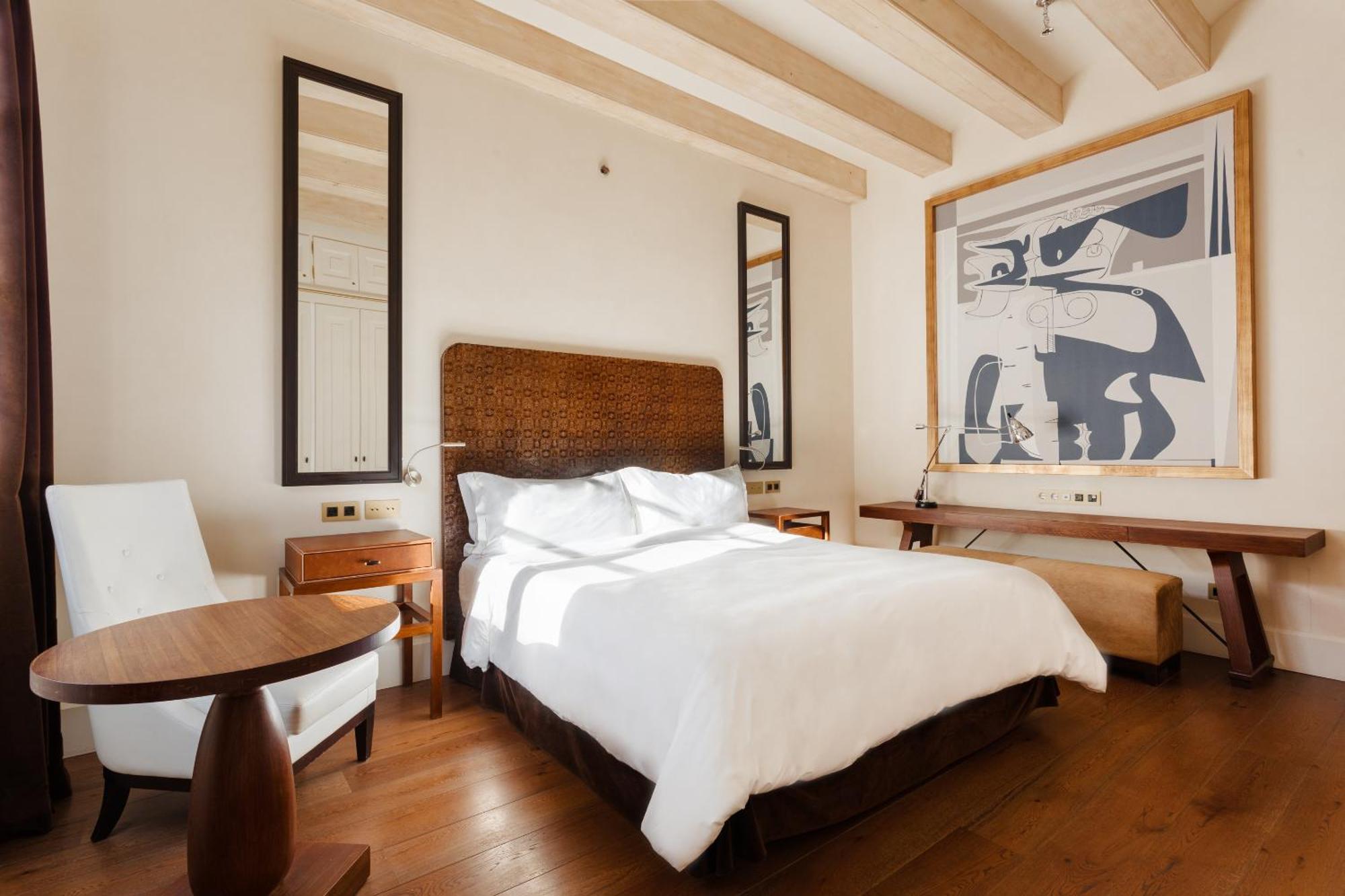 Do Placa Reial Powered By Sonder 5*